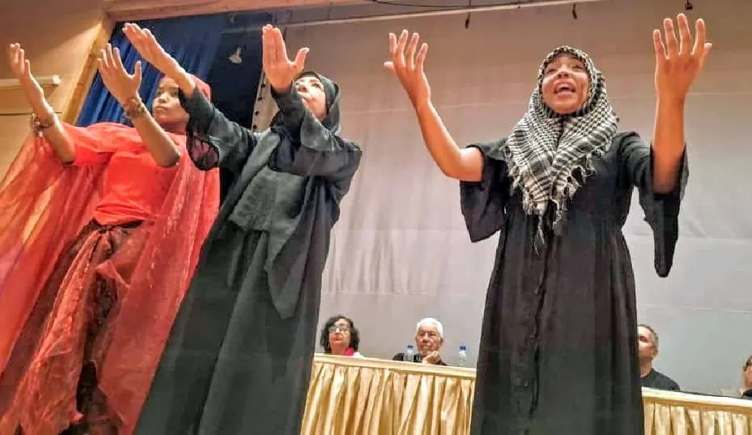Obra «Madres palestinas» presentada en Precongreso de Historia Insurgente